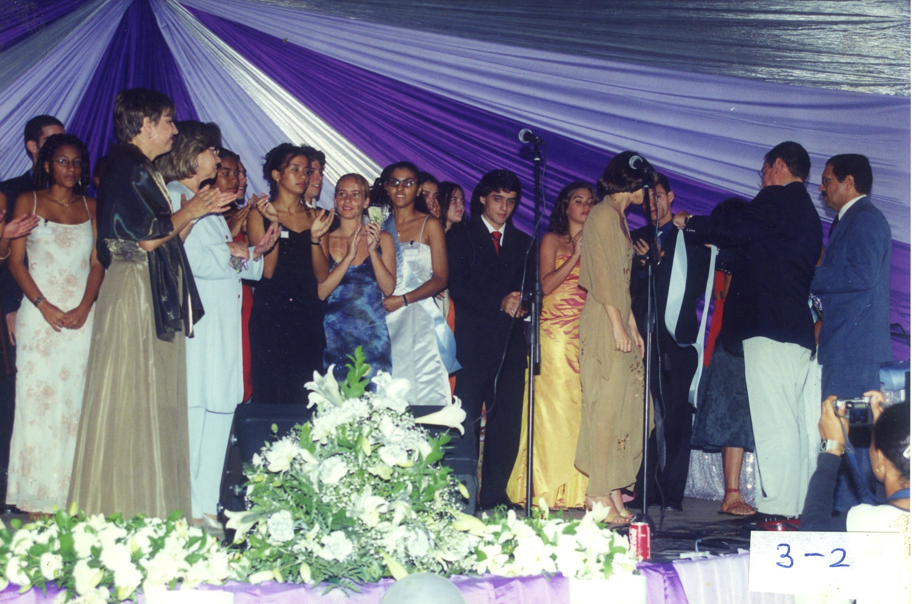 baile finalistas Tropical 2002-2003
