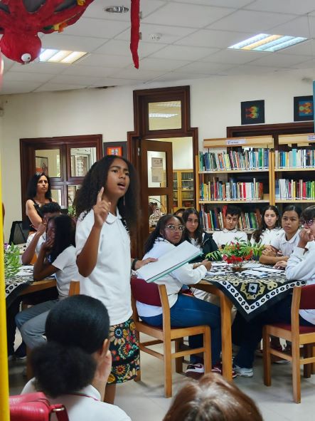 21 de março – Chá e Poesia na Biblioteca Escolar Alda Lara