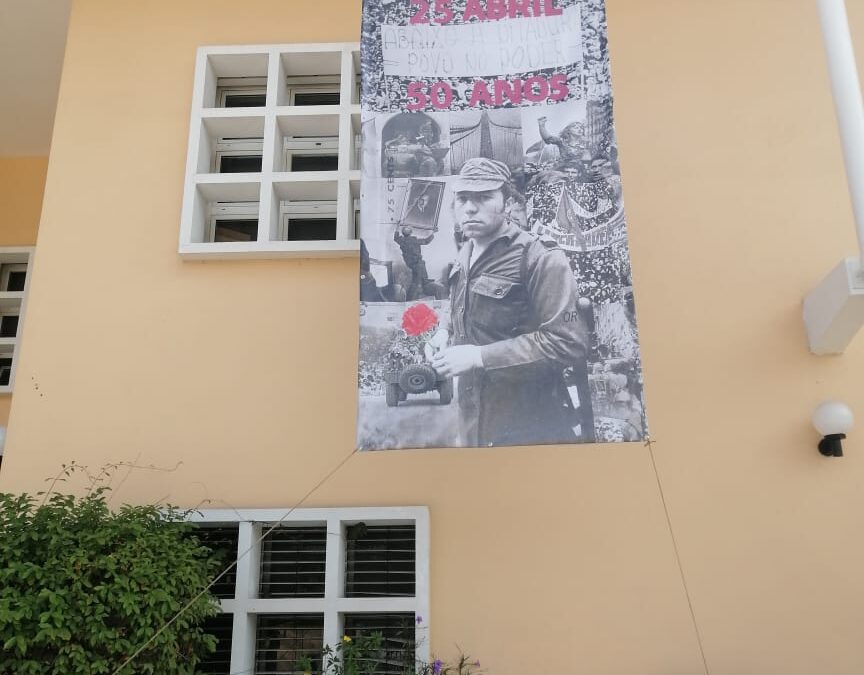 Viva o 25 de Abril! Viva a Liberdade!