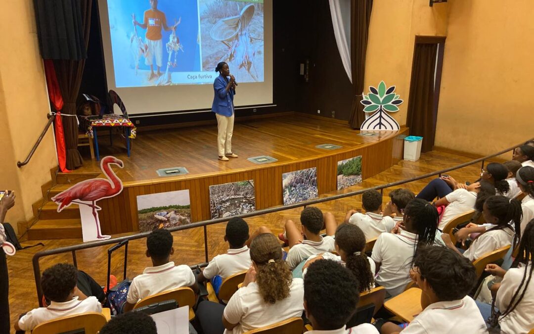 Palestra sobre a importância da conservação dos mangais