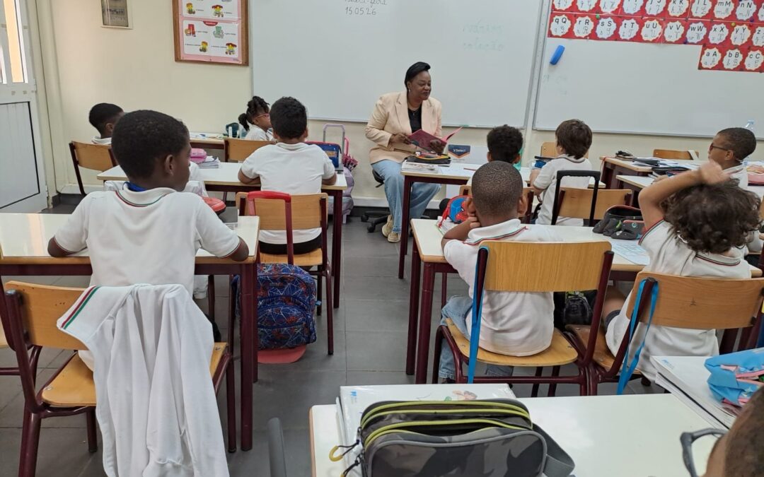 A Família vem à Biblioteca Alda Lara